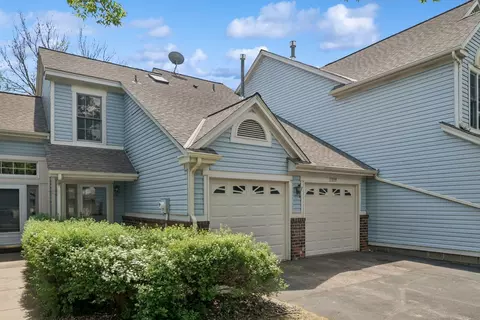 11039 Oregon Curv, Bloomington, MN 55438