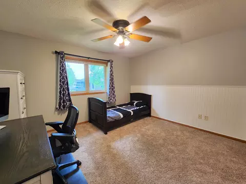 Bedroom - 610 3rd Ave NE, Plainview, MN 55964 photo 1 of 9