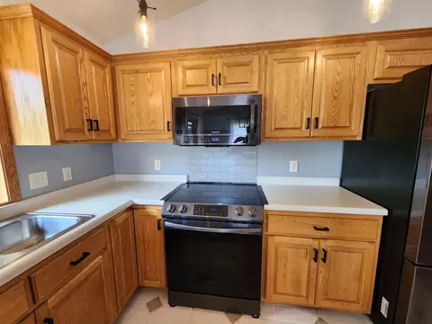 Kitchen - 610 3rd Ave NE, Plainview, MN 55964 photo 4 of 4