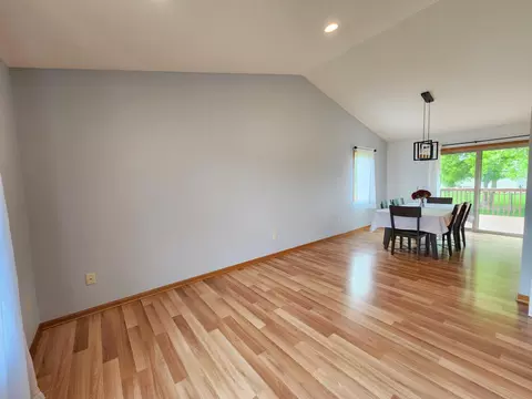 Living - 610 3rd Ave NE, Plainview, MN 55964 photo 1 of 4