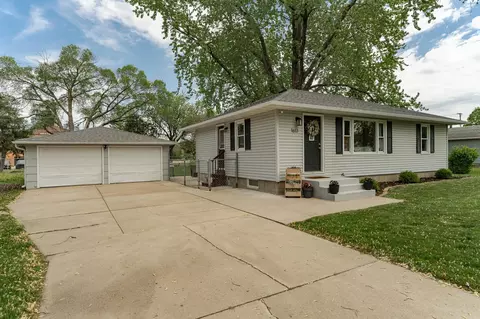 1613 25th St SE, Rochester, MN 55904