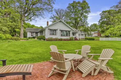 1522 E Shore Dr, Detroit Lakes, MN 56501