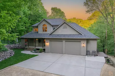 100 N Hill Dr, Mankato, MN 56001