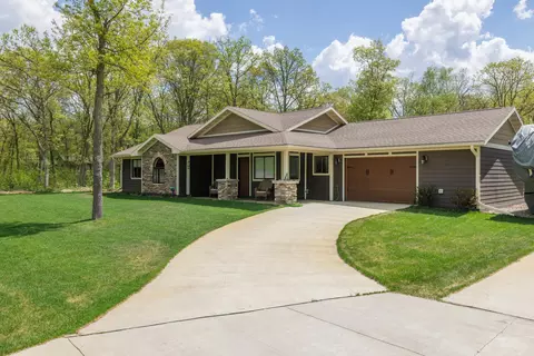 25985 Elk Haven Dr, Nevis, MN 56467