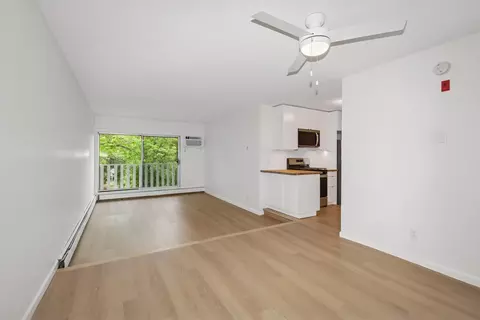 1601 N Innsbruck Dr #313NE, Fridley, MN 55432