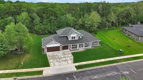 3402 Topaz Pkwy S, Saint Cloud, MN 56301