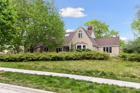 1215 Eleanor Ave, Saint Paul, MN 55116