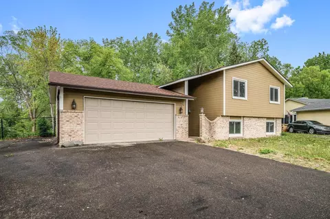 1824 Houle Cir, Centerville, MN 55038