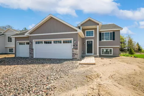 768 Yellowcrest St SW, Delano, MN 55328