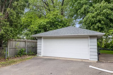 Exterior - 4333 Diamond Dr, Eagan, MN 55122 photo 4 of 5