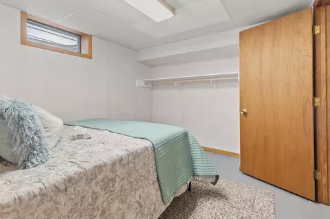 Bedroom - 4333 Diamond Dr, Eagan, MN 55122 photo 5 of 5