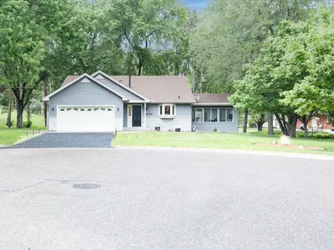 4705 Karen Cir, Minnetonka, MN 55343