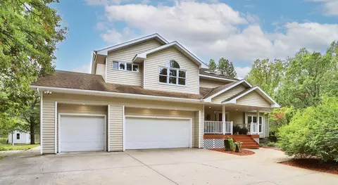 10551 E Shore Dr, Merrifield, MN 56465