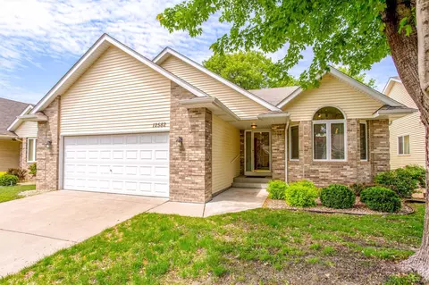 12582 Thrush St NW, Coon Rapids, MN 55448