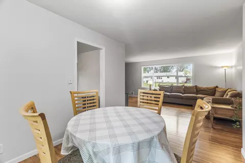 Dining - 4346 Diamond Dr, Eagan, MN 55122 photo 2 of 2