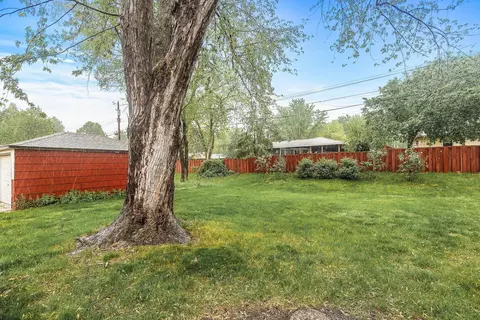 Exterior - 4346 Diamond Dr, Eagan, MN 55122 photo 4 of 6
