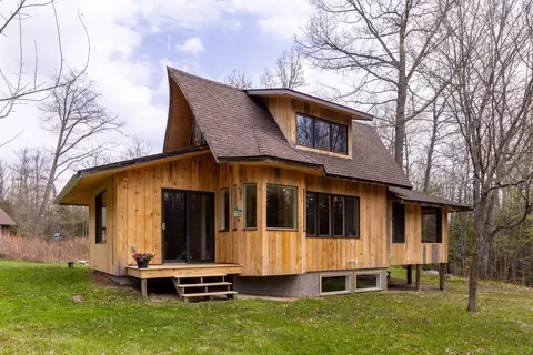 26830 Elm Dr, Bovey, MN 55709