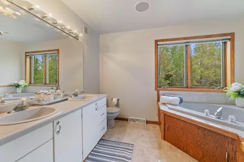 4975 Maribe Dr, Hermantown, MN 55811 photo 19