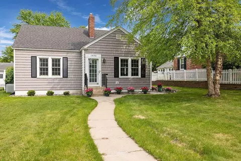 1406 Kilian Blvd SE, Saint Cloud, MN 56304