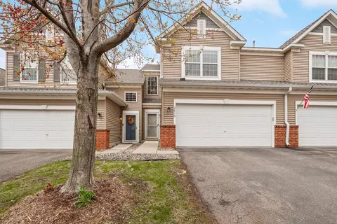 2816 Spy Glass Dr #1713, Chaska, MN 55318