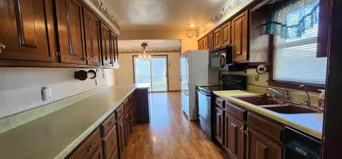 Entry Way - 621 E 16th St, Albert Lea, MN 56007 photo 1 of 1