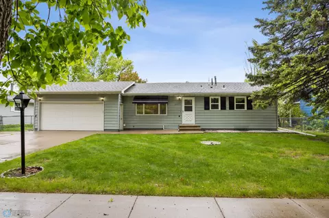 Exterior - 2207 16th St S, Fargo, ND 58103 photo 2 of 8