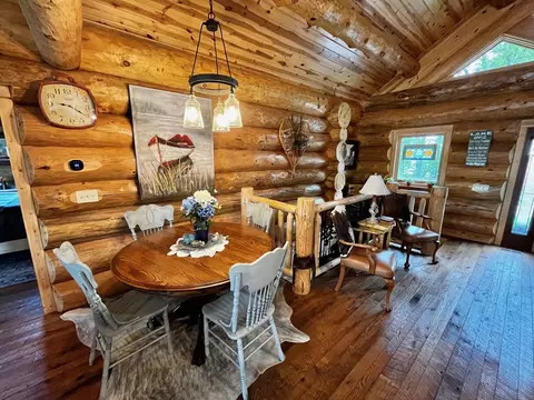Dining - 3007 Thoroughfare Dr, Cushing, MN 56443 photo 2 of 5