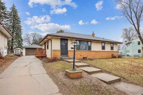 66 Kipling St, Saint Paul, MN 55119