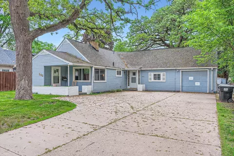 542 Adams St, Anoka, MN 55303