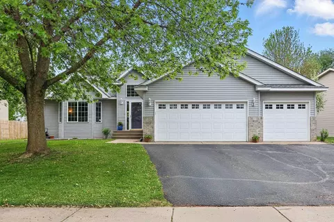 1113 Garden Brook Dr, Sauk Rapids, MN 56379