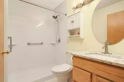 Bath - 9432 Prairieview Trl N, Champlin, MN 55316 photo 1 of 2