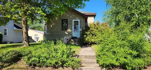 503 5th St SE, Staples, MN 56479