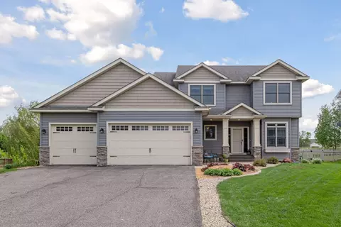 1605 Sandbar Cir, Waconia, MN 55387