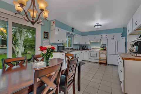 Kitchen - 830 Halliday Rd, Saint Cloud, MN 56301 photo 1 of 2