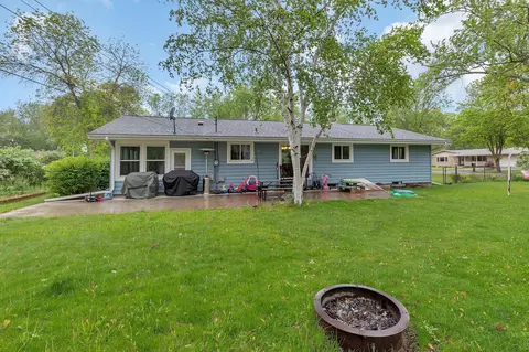 Exterior - 830 Halliday Rd, Saint Cloud, MN 56301 photo 6 of 7