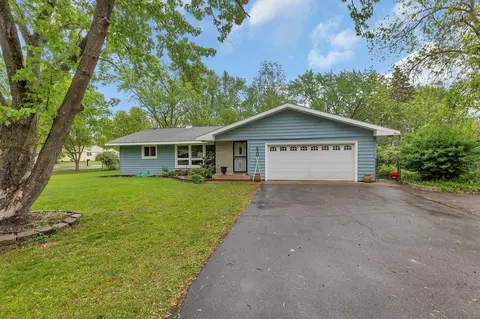 830 Halliday Rd, Saint Cloud, MN 56301