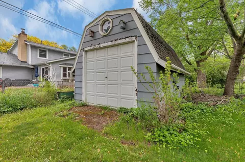 Exterior - 830 Halliday Rd, Saint Cloud, MN 56301 photo 4 of 7