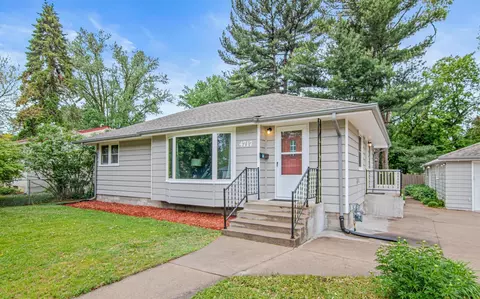 4717 Edgewood Ave N, Crystal, MN 55428