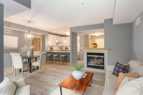 545 N 1st St #303, Minneapolis, MN 55401