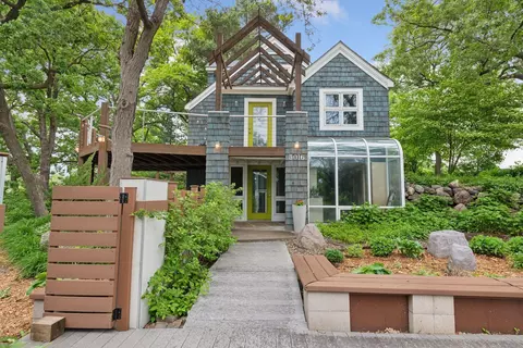 5016 Shady Oak Rd S, Minnetonka, MN 55343