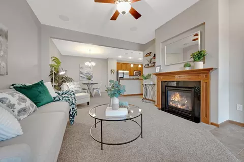 3314 Hazel Trl #G, Woodbury, MN 55129