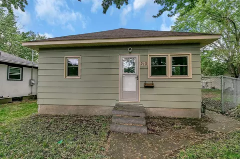 210 17th Ave N, Saint Cloud, MN 56303