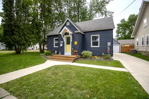 603 8th St NW, Austin, MN 55912