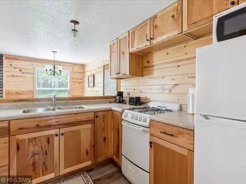 Kitchen - 1403 County 5 NW, Hackensack, MN 56452 photo 3 of 3