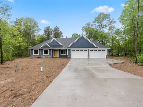 4781 Kelly Cir, Baxter, MN 56425
