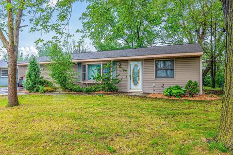 4358 Pleasant St SE, Prior Lake, MN 55372