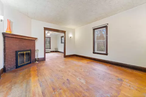 1818 E 4th St, Duluth, MN 55812 photo 4