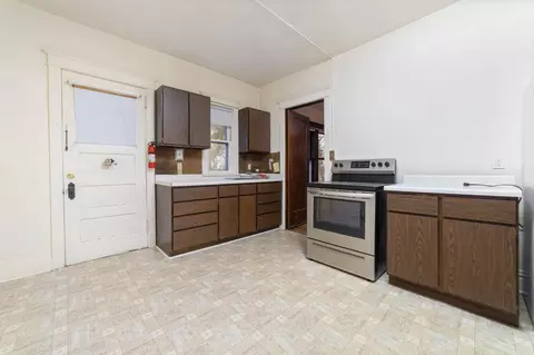 1818 E 4th St, Duluth, MN 55812 photo 11
