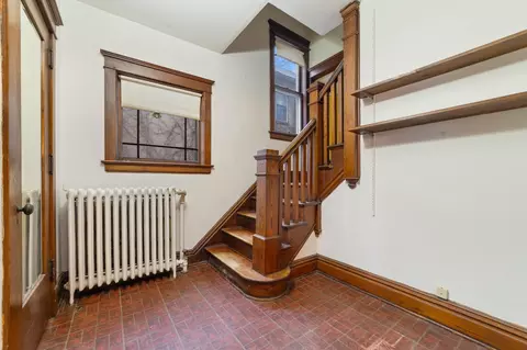 1818 E 4th St, Duluth, MN 55812 photo 6