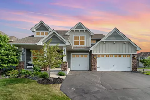 4740 Ashton Curv, Woodbury, MN 55129